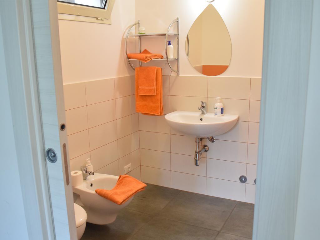 Rental Rooms Antonella Tavullia Bagian luar foto